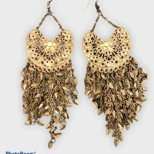 ✨Gold dangle earrings ✨